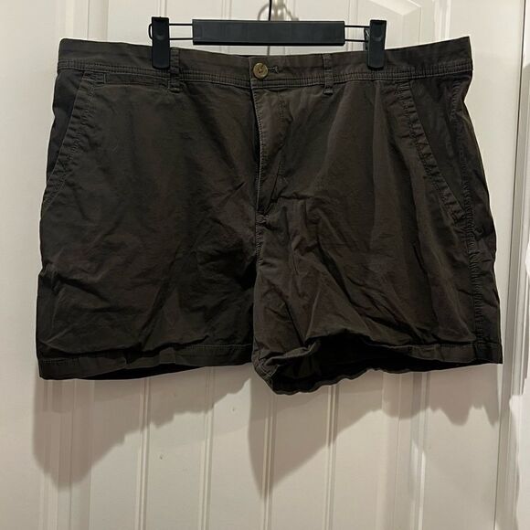 Banana Republic size 18 5” inseam shorts - Picture 1 of 3